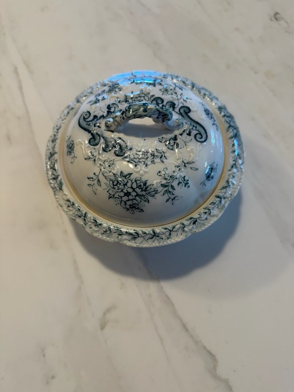 W H Grindley Blue & White Antique Covered Butter Dish W/ Insert Wedgewood Englan